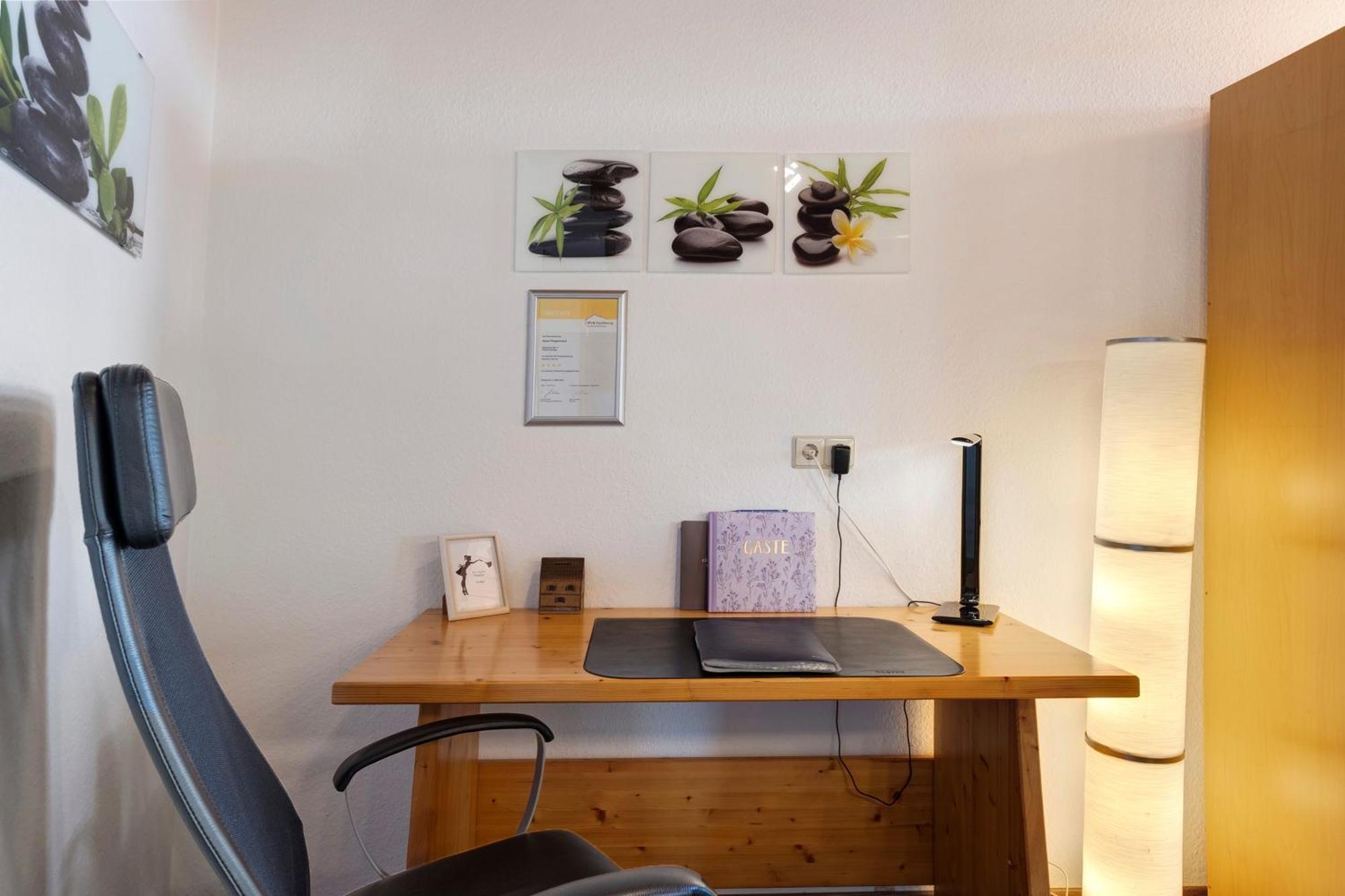 Ferienwohnung Fliegerhorst Endingen am Kaiserstuhl Esterno foto