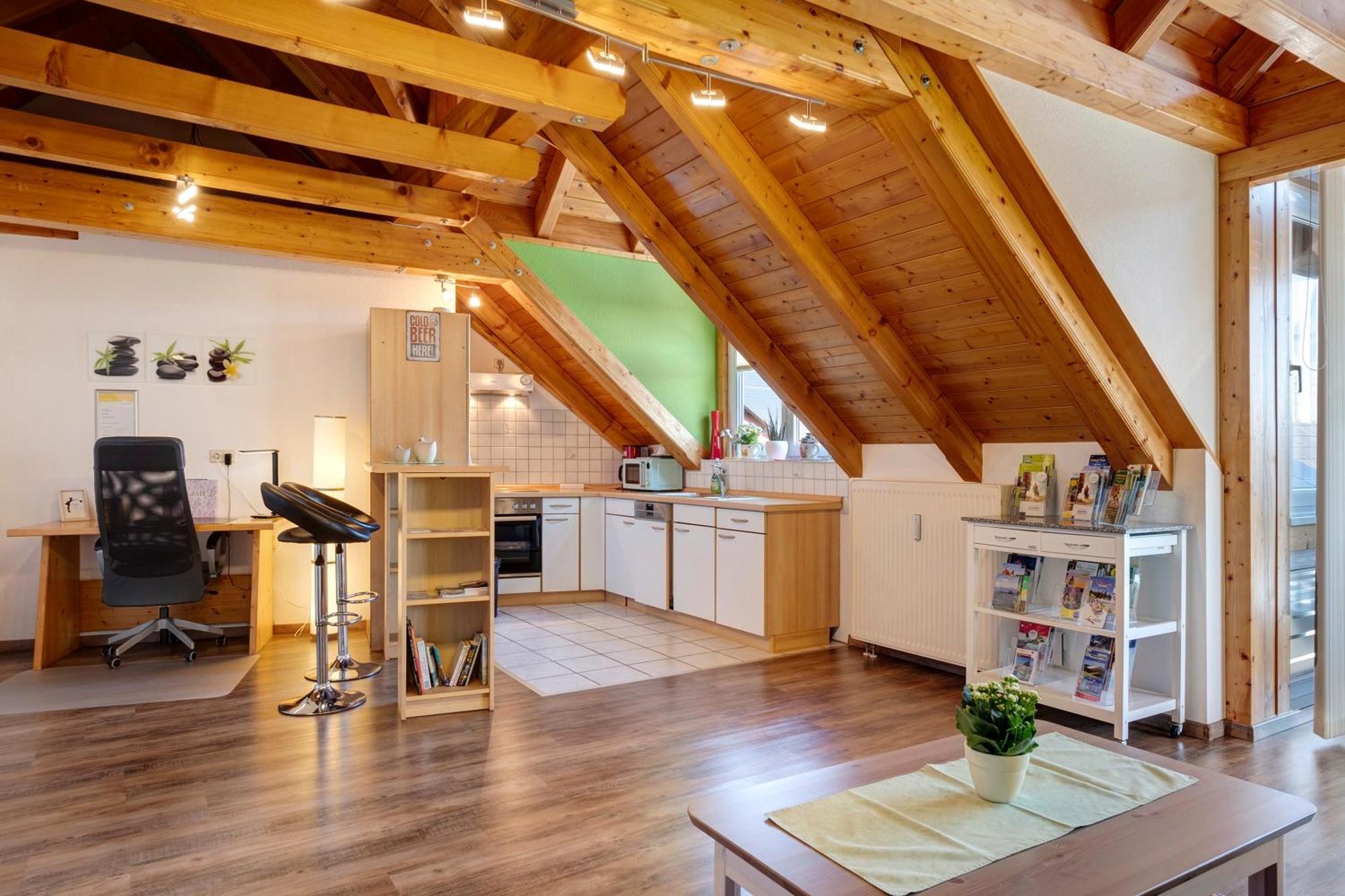 Ferienwohnung Fliegerhorst Endingen am Kaiserstuhl Esterno foto