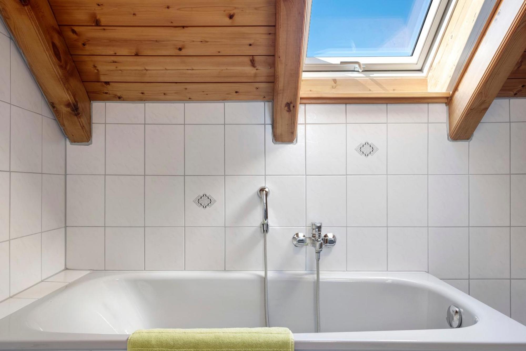 Ferienwohnung Fliegerhorst Endingen am Kaiserstuhl Esterno foto